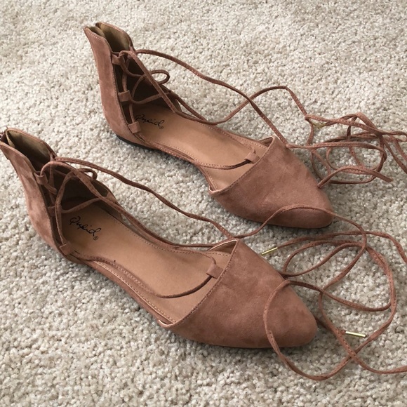 Camel Tie-Up Flats - Picture 2 of 8